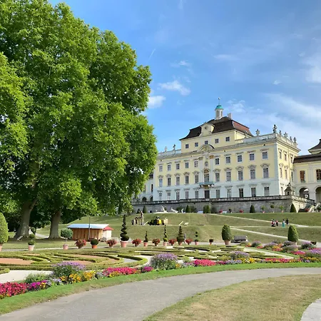 Backhome - Business&Family - Fantastische Schlosslage, Smarttv, Waschmaschine, Netflix, 70Qm, 24H Checkin - Apartment 2 Ludwigsbourg Extérieur photo