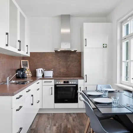 Backhome - Business&Family - Fantastische Schlosslage, Smarttv, Waschmaschine, Netflix, 70Qm, 24H Checkin - Apartment 2 Ludwigsbourg Extérieur photo