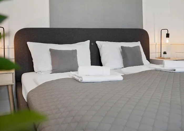 Backhome - Business&Family - Fantastische Schlosslage, Smarttv, Waschmaschine, Netflix, 70Qm, 24H Checkin - Apartment 2