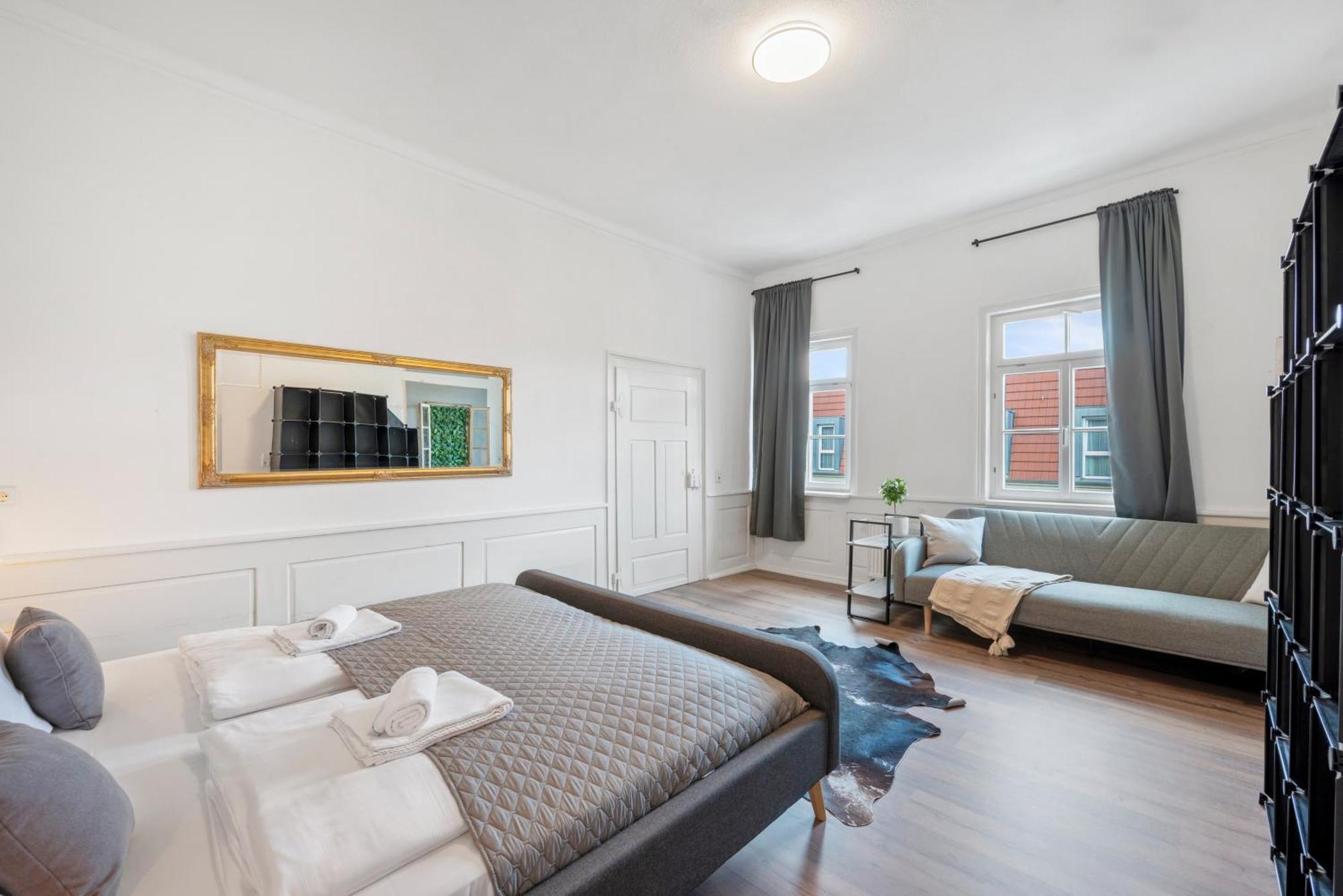 Appartement Backhome - Business&family - Fantastische Schlosslage, Smarttv, Waschmaschine, Netflix, 70qm, 24h Checkin - 2 *